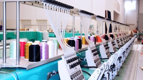 Industri Tekstil di Dalam Negeri Tiarap 1